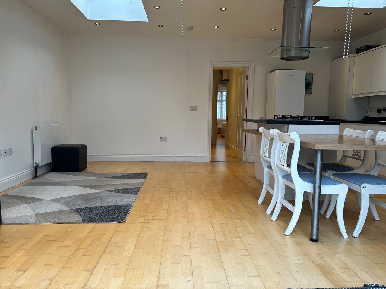 House Rugby Avenue in Greater London