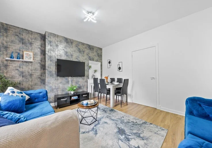 Flat Waverley Drive in Wishaw