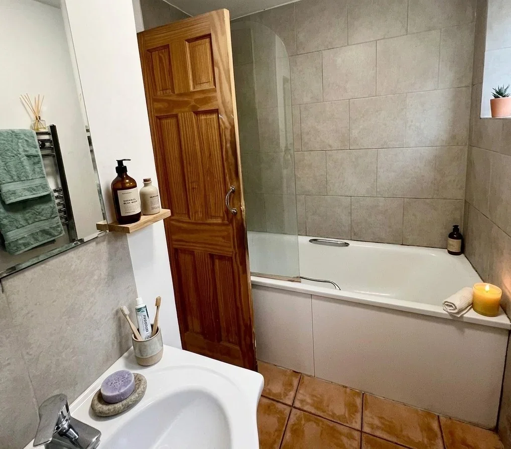 Room Shannon Grove in Greater London