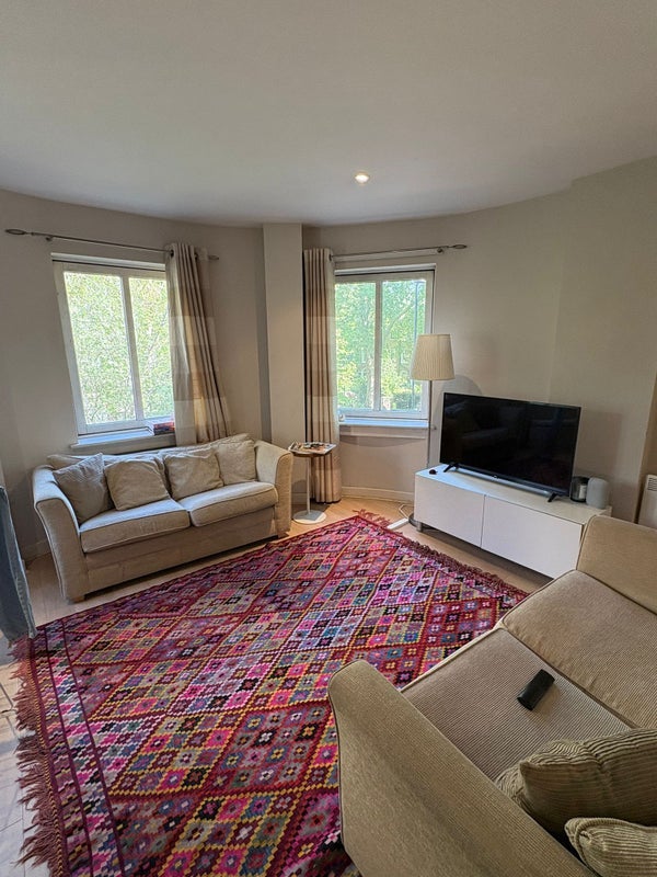 Room Kennington Road in Greater London