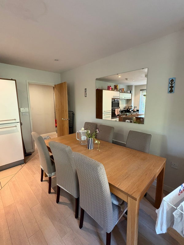 Room Kennington Road in Greater London