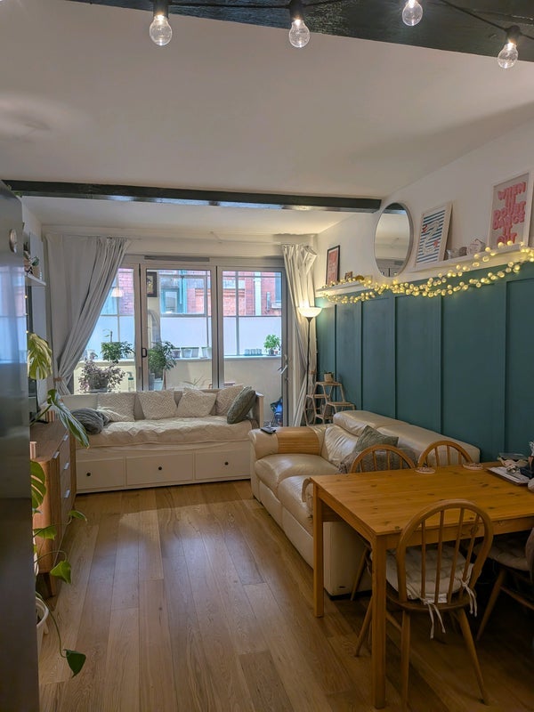 Room Back China Lane in Manchester