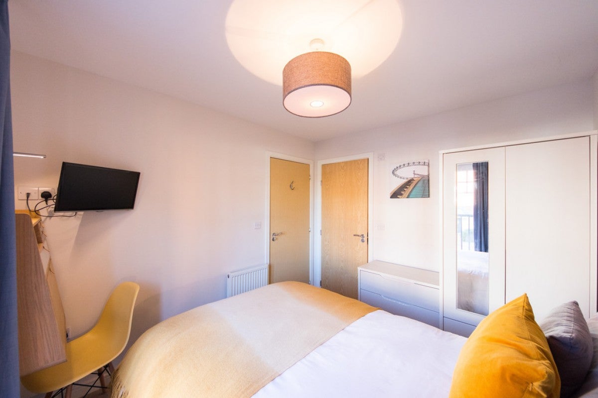 Room Perigee in Shinfield