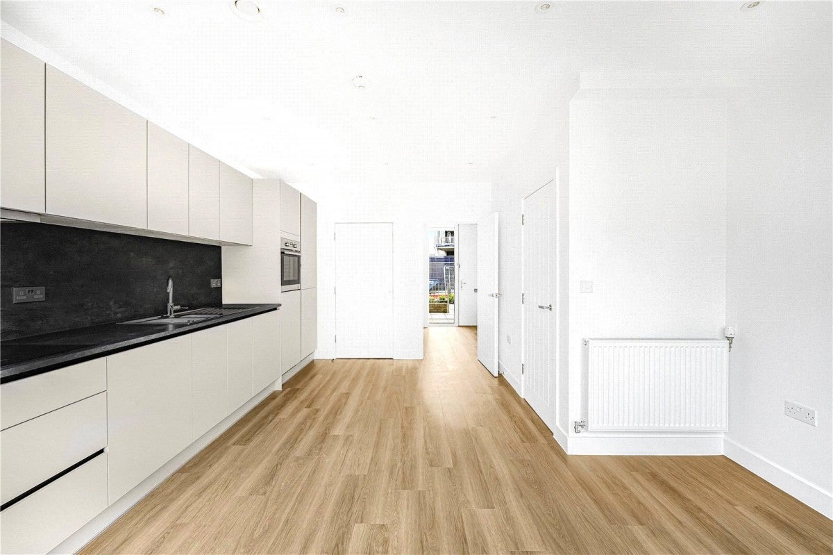 House Pinder Road in Greater London