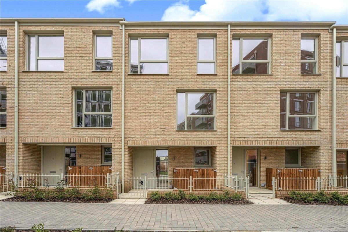 House Pinder Road in Greater London