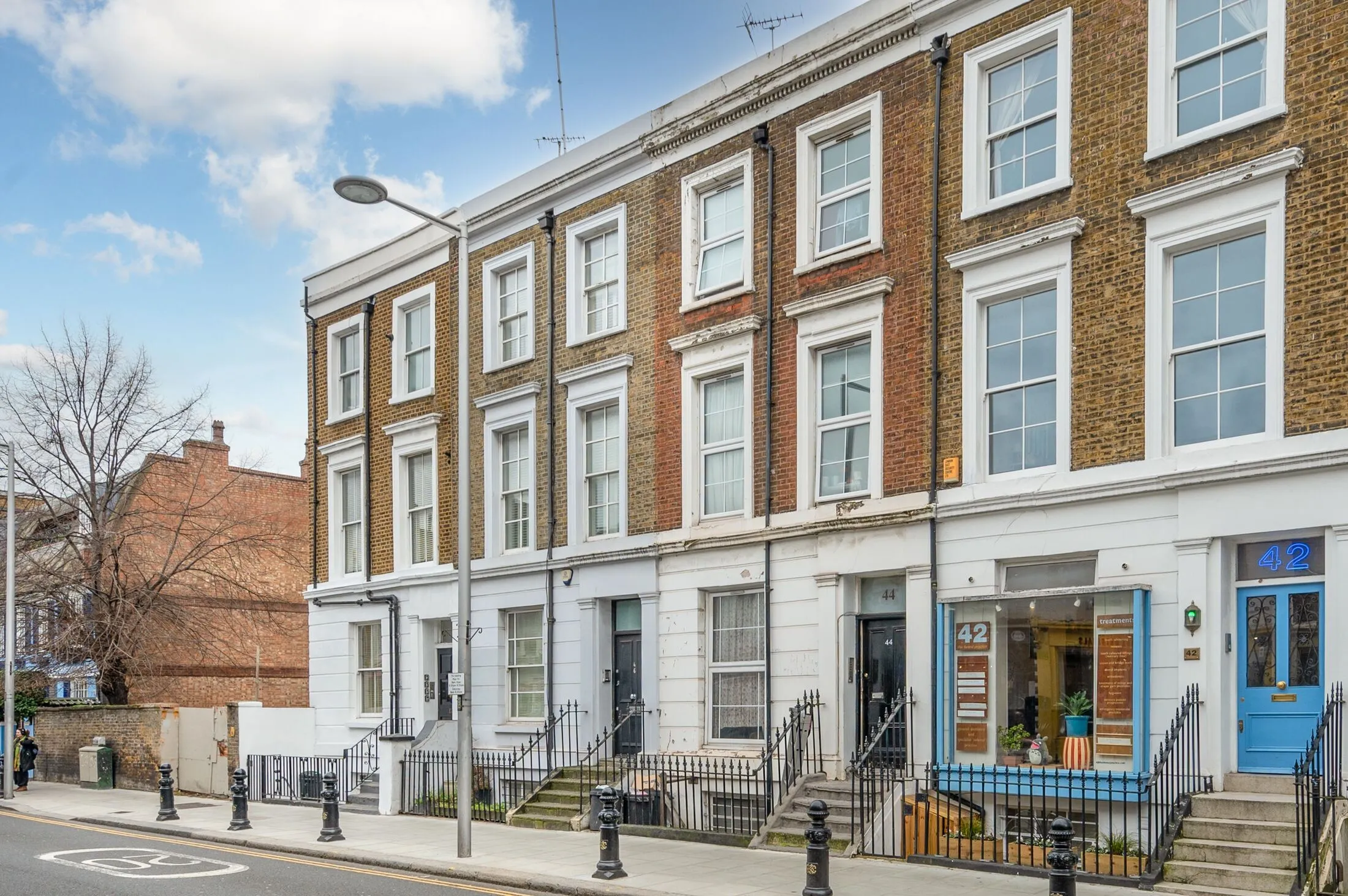 House Pembridge Road in Greater London