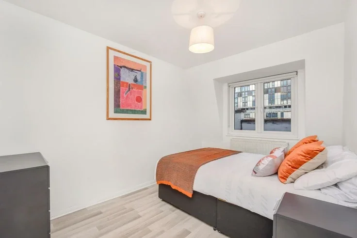 Flat Fonthill Road in Greater London
