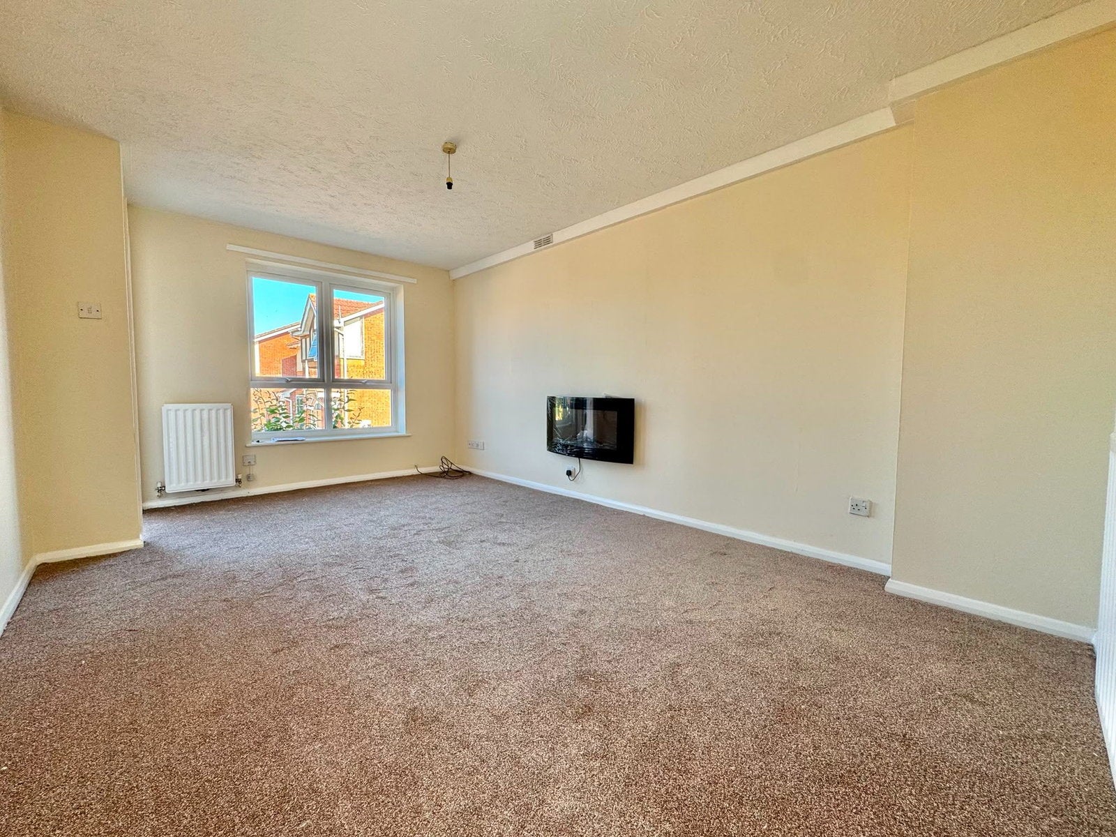 House Trentham Close in Paignton