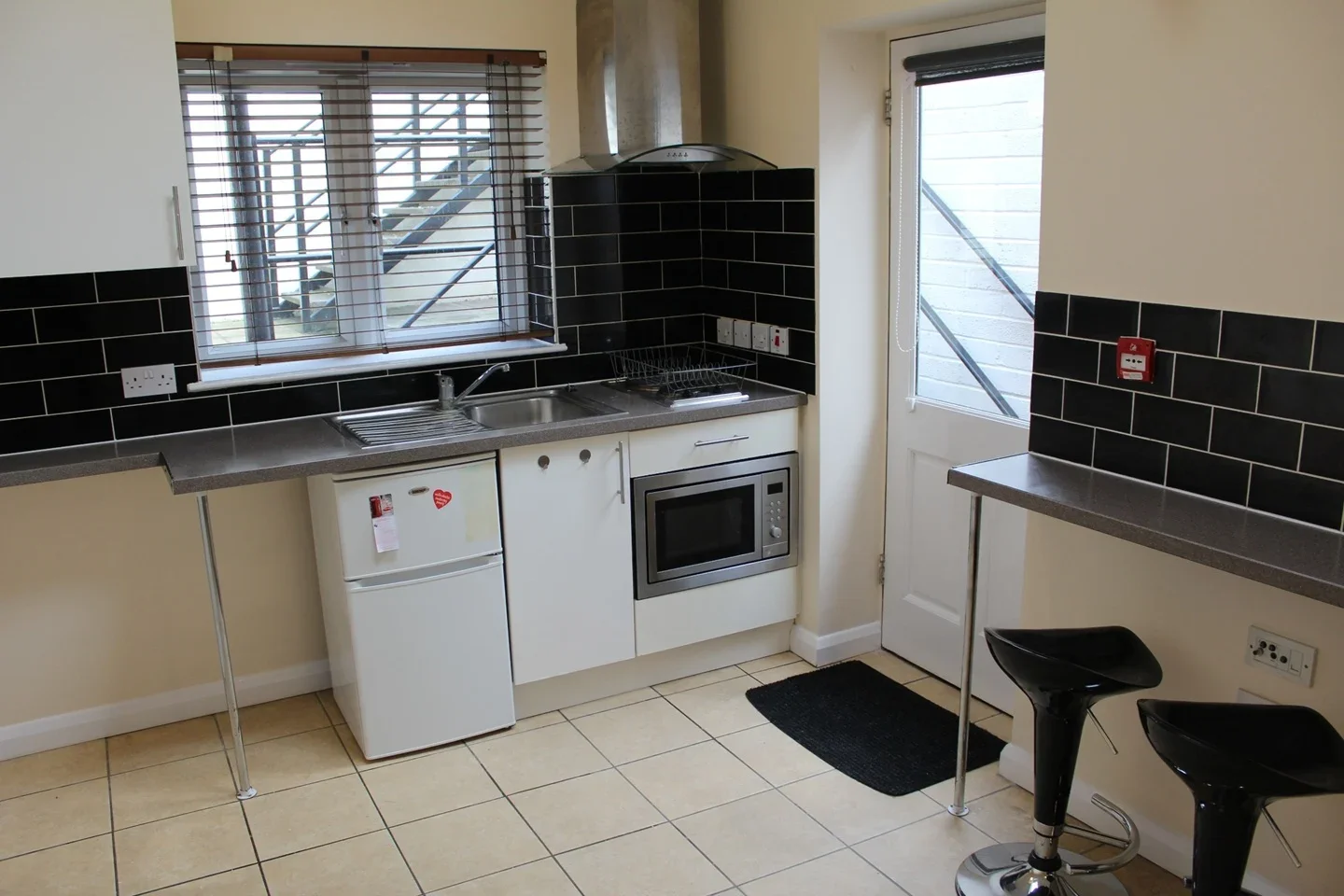 Flat Ashburnham Road in Luton