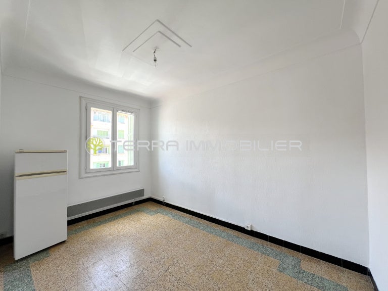 Flat Cours Jean Nicoli in Ajaccio