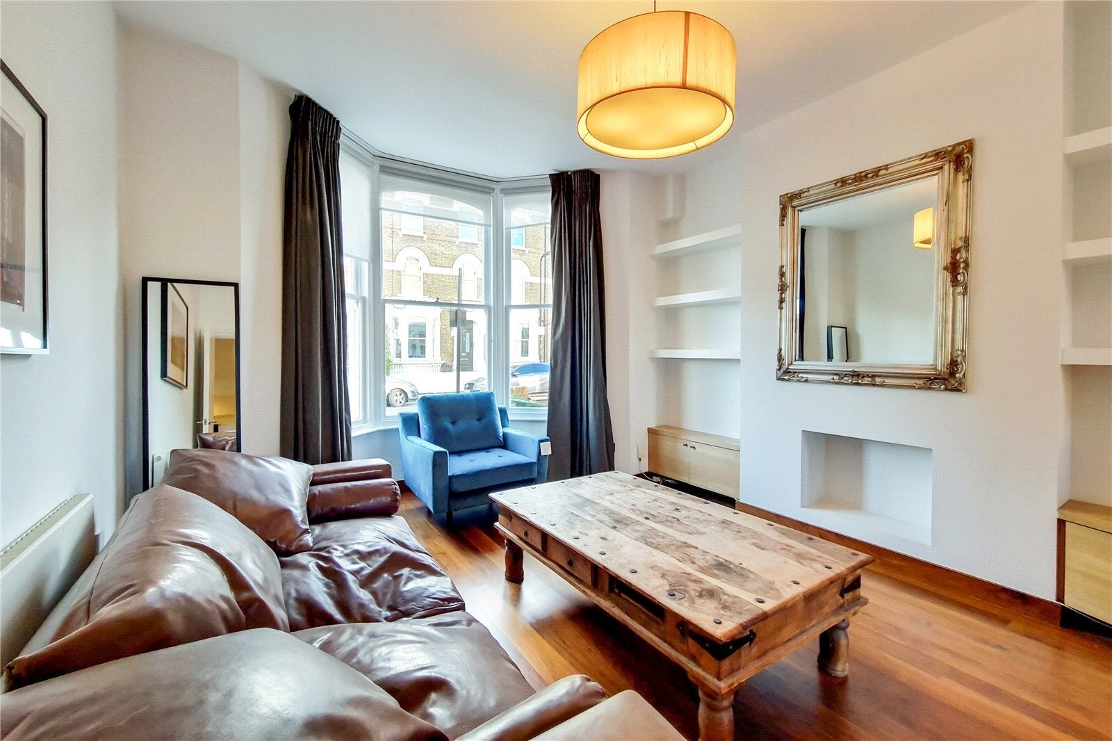 Flat Digby Crescent in Greater London