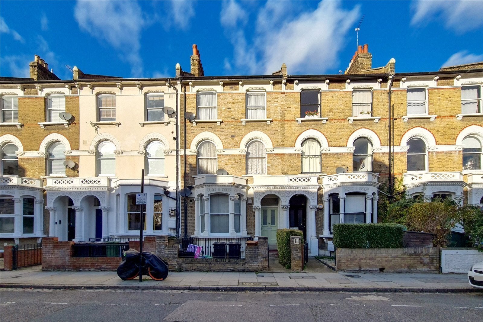 Flat Digby Crescent in Greater London