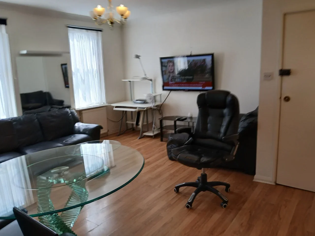 Flat York Road in Greater London
