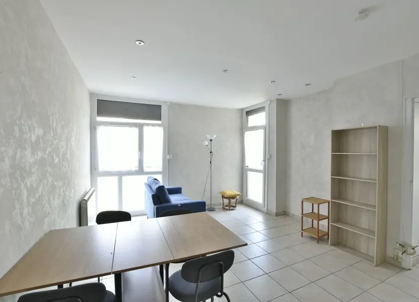 Appartement Rue du Colonel Sebbane à Oullins-Pierre-Bénite