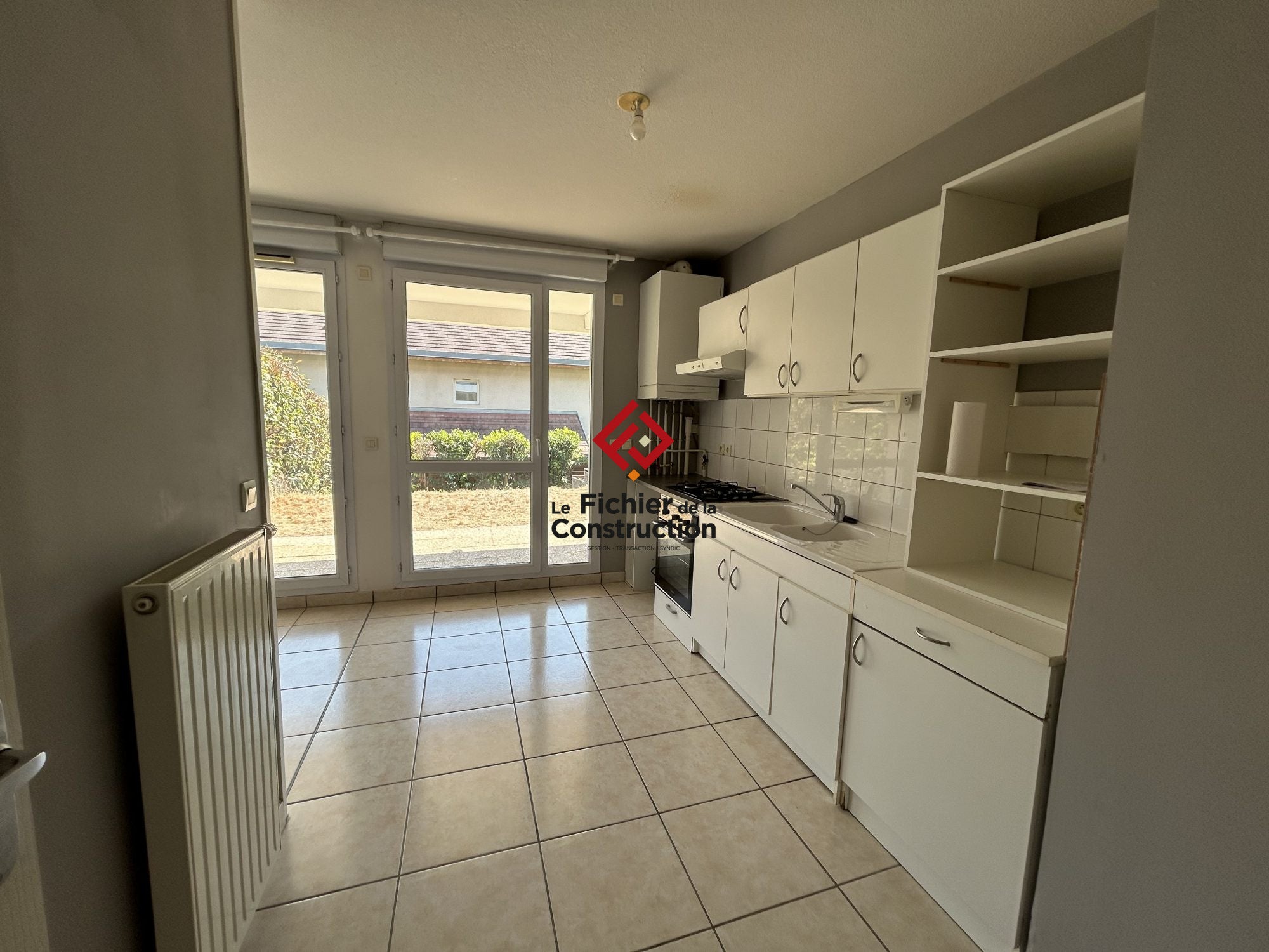 Flat Chemin de la Grande Chantourne in Saint-Nazaire-les-Eymes