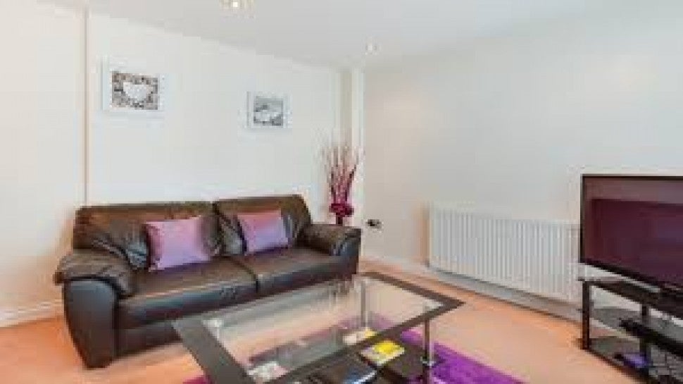 Room Helmdon Road in Leicester