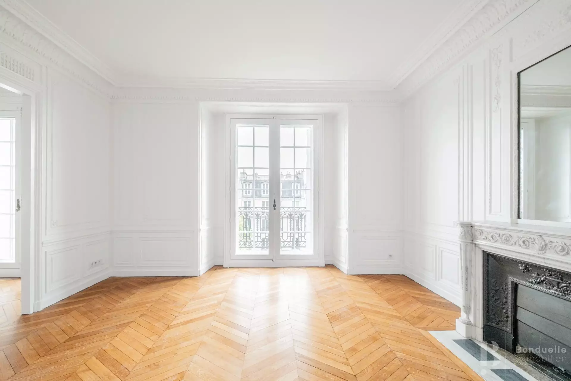 Flat Avenue des Ternes in Paris
