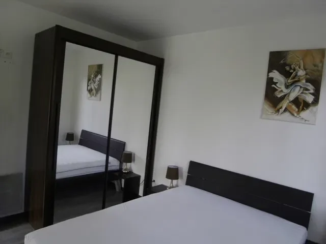 Flat Rue Ferdinand Fabre in Lamalou-les-Bains