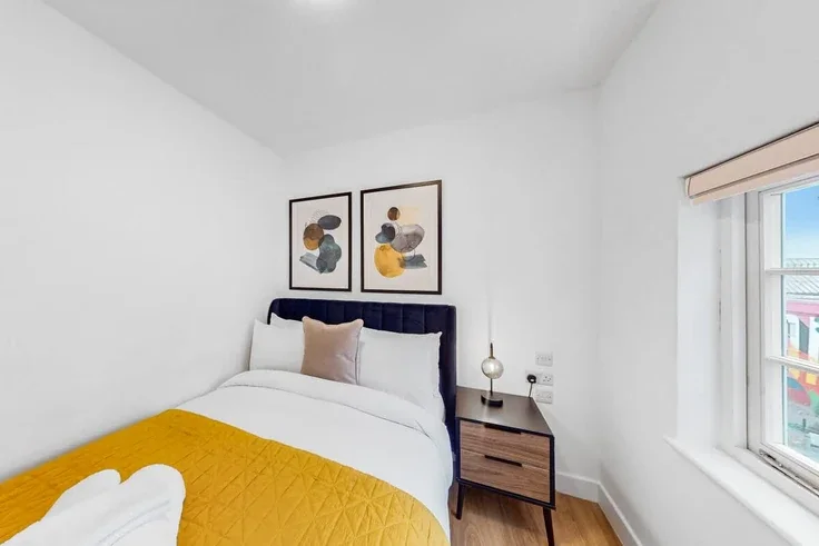 Flat Kingsland High Street in Greater London