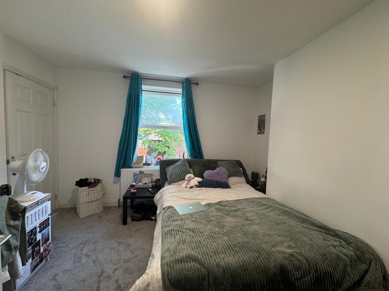 Room Ilkeston Road in Nottingham