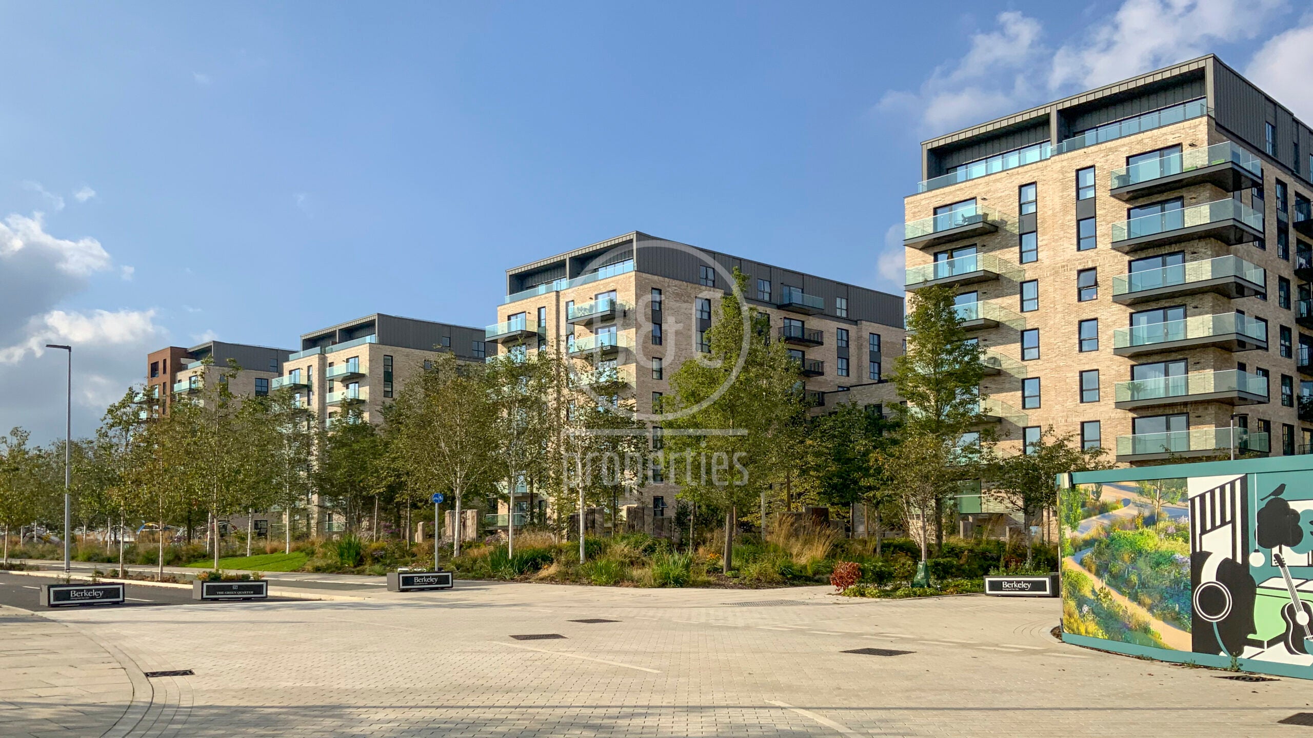 Flat Greenleaf Walk in Greater London