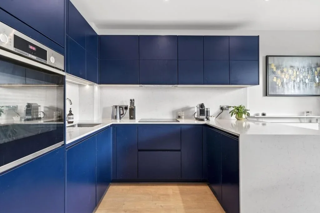 Flat Seven Sisters Road in Greater London