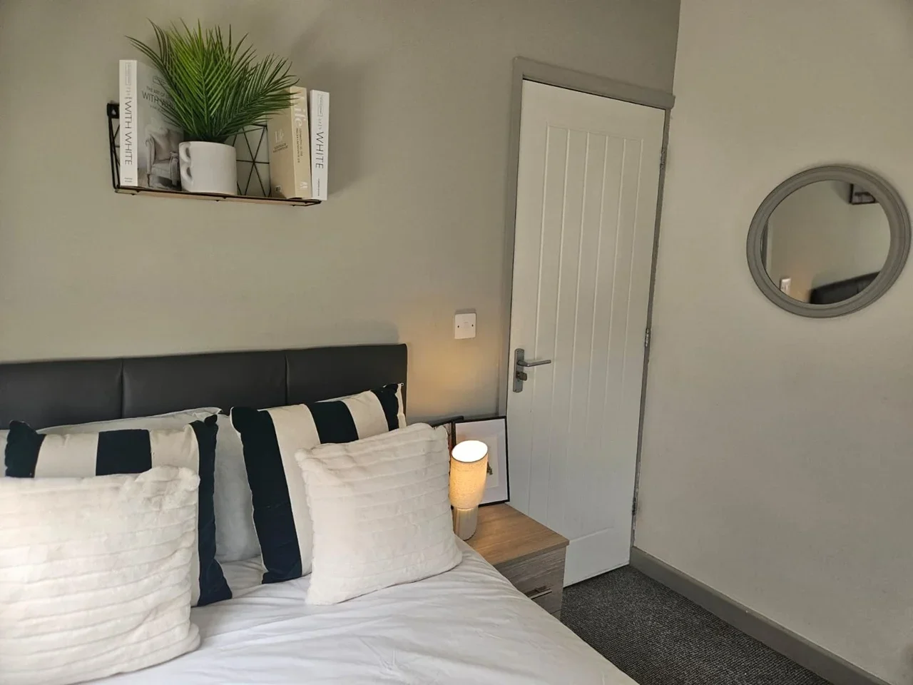 Room Calais Road in East Staffordshire