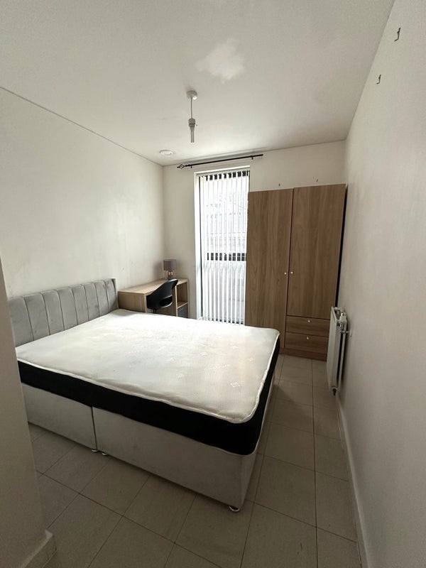 Room Copperwood Place in Greater London
