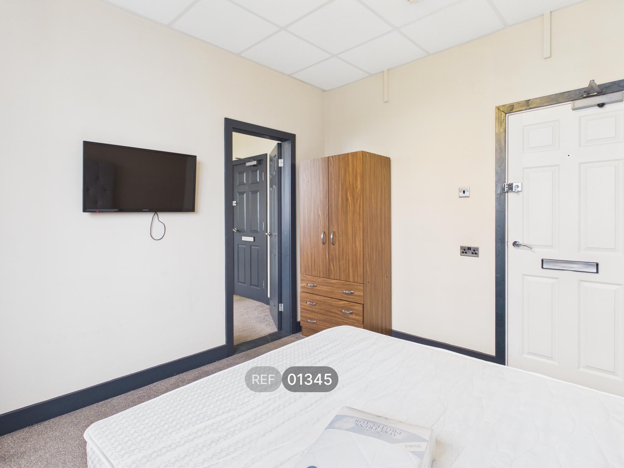 Room Anlaby Road in Hull