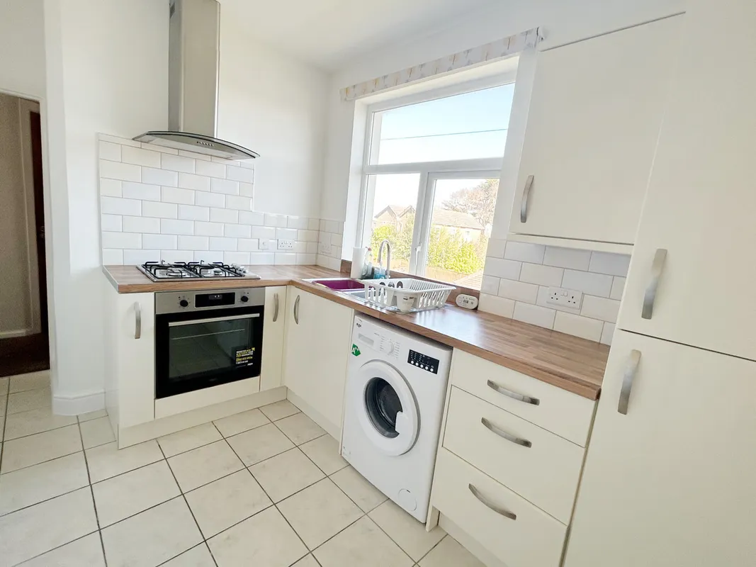 Flat Canford Road in Bournemouth