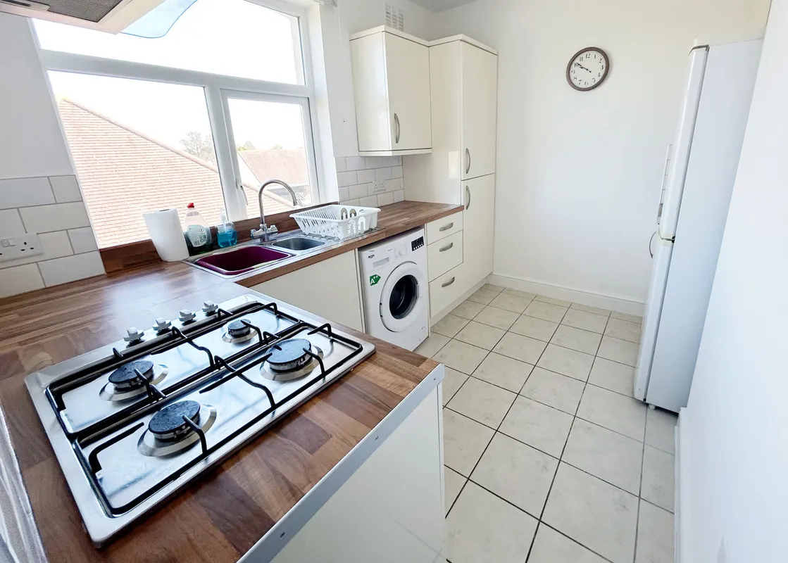 Flat Canford Road in Bournemouth