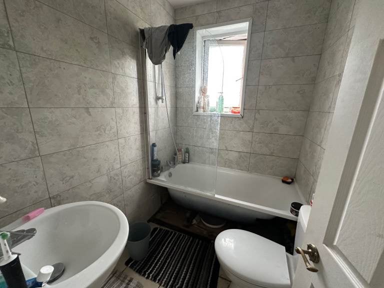 Room Pymmes Gardens North in Greater London