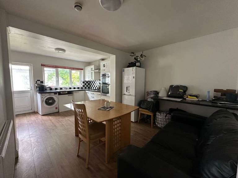 Room Pymmes Gardens North in Greater London