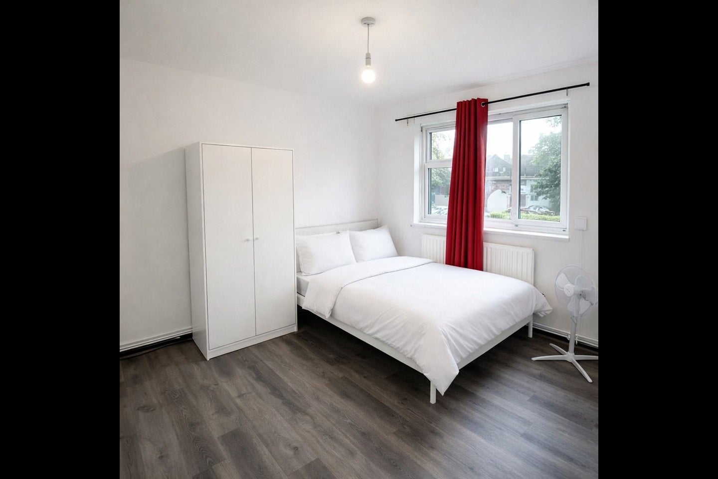 Flat Barnardo Gardens in Greater London