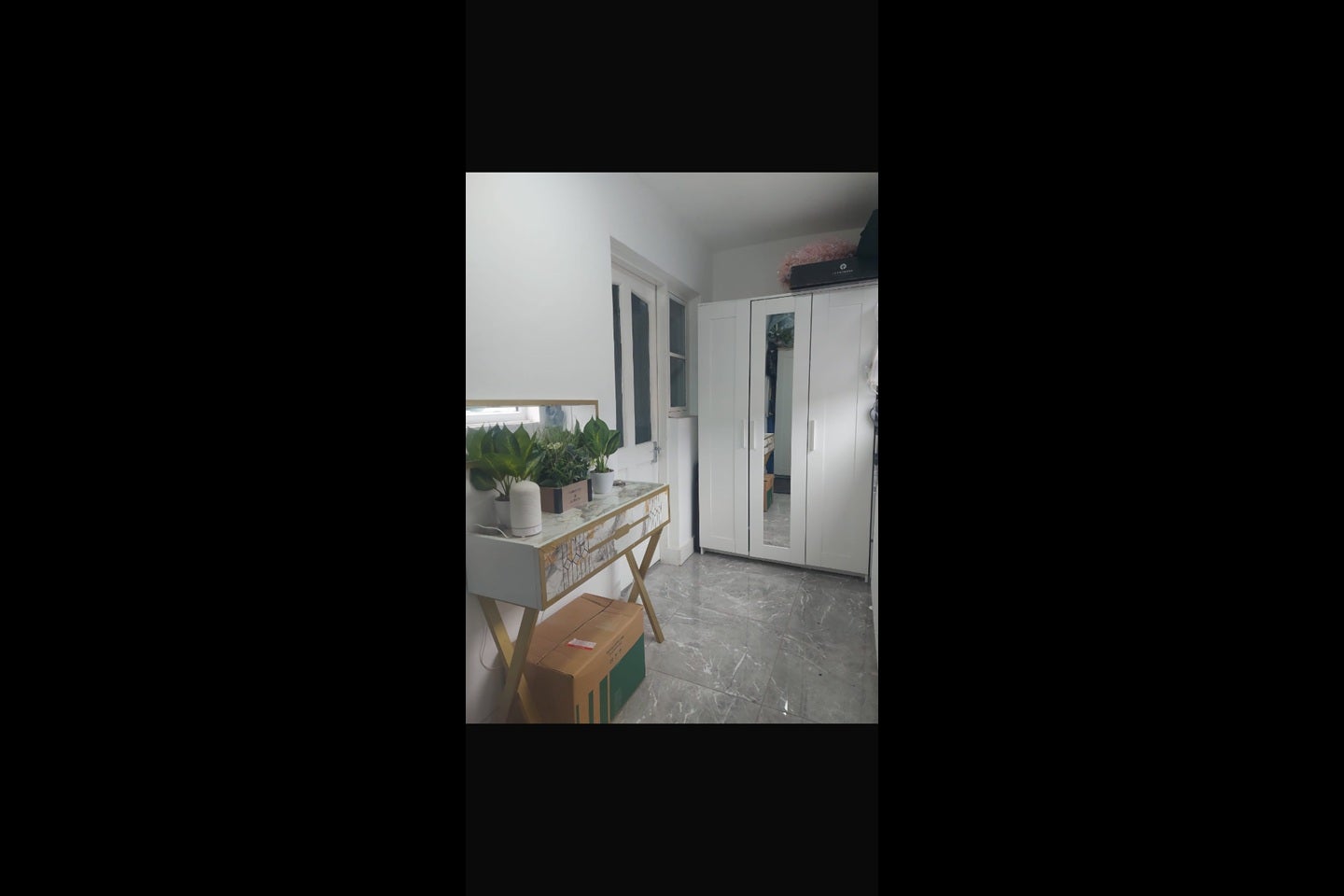 Flat Addison Road in Greater London