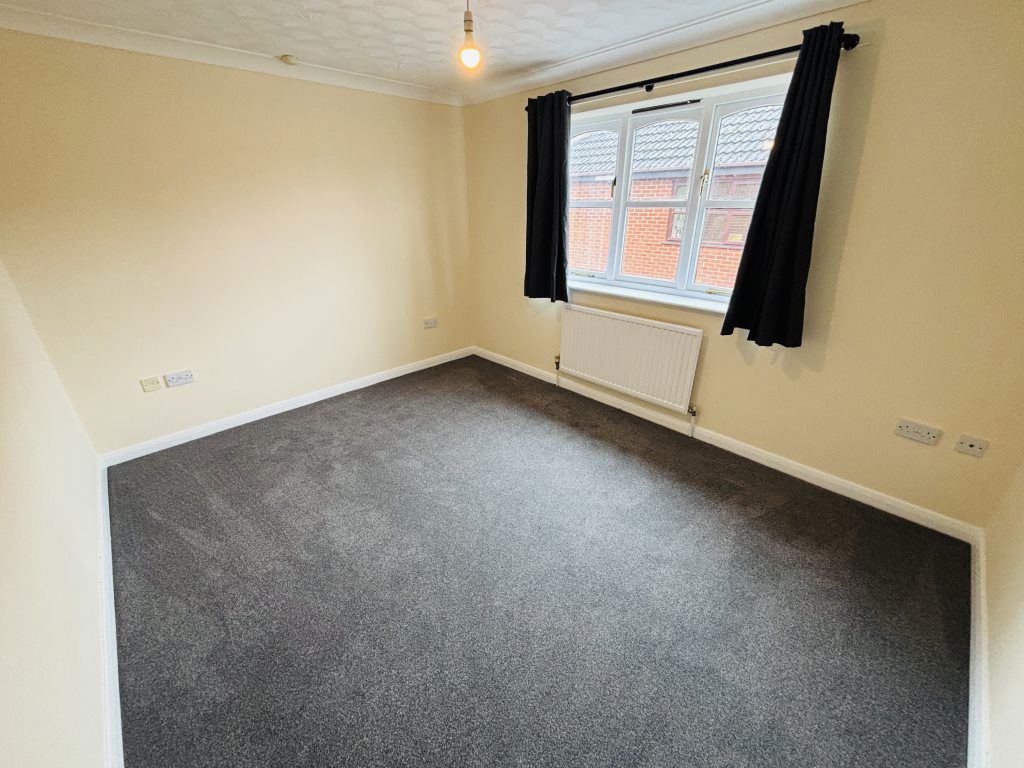 Flat May Blossom Walk in Spalding