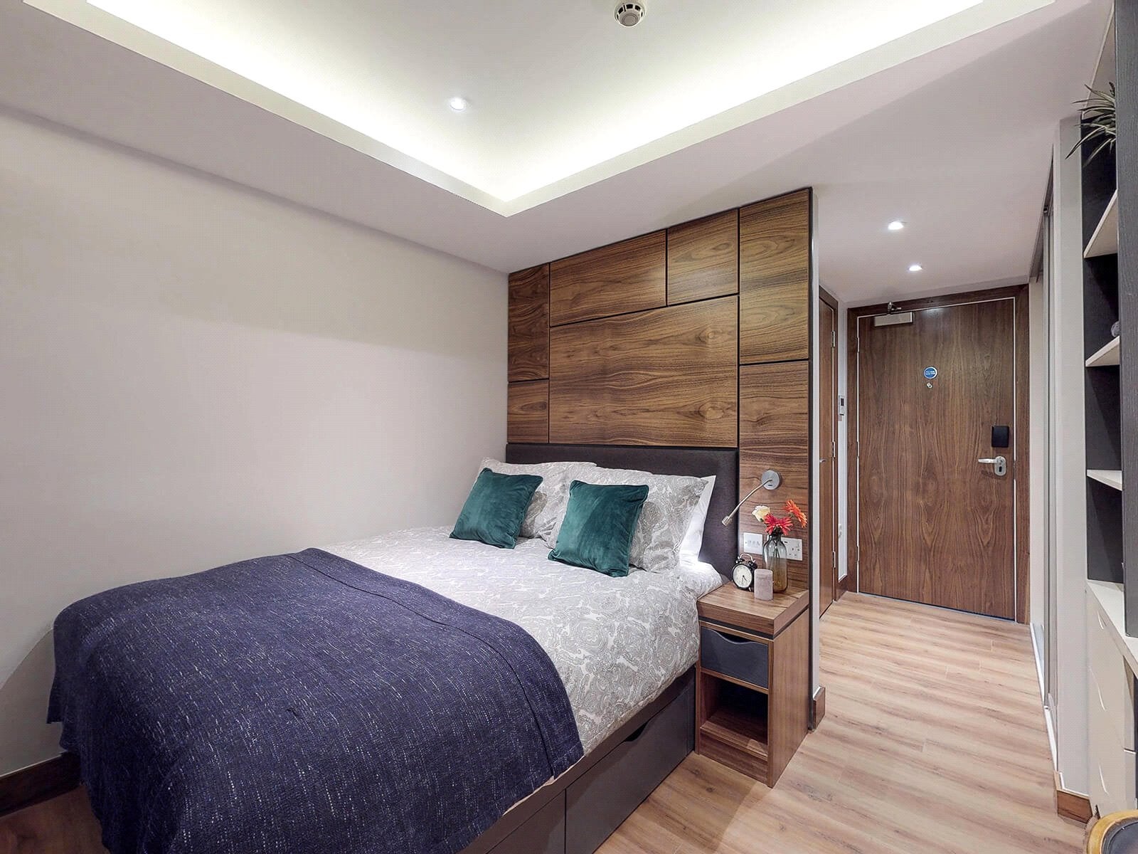 Room Cookridge Street in Leeds