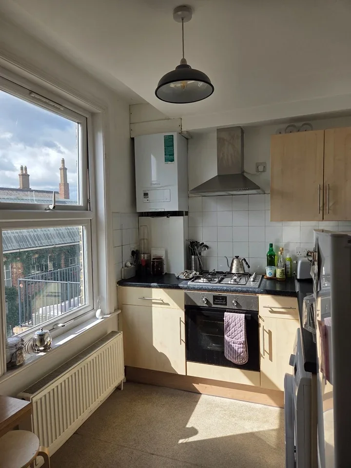 Flat John Campbell Road in Greater London