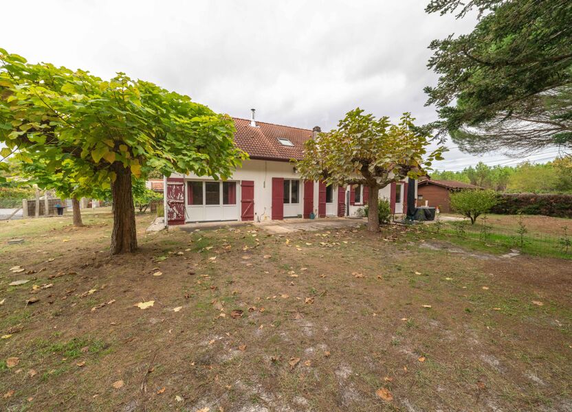 House Route du Lac in Sainte-Eulalie-en-Born