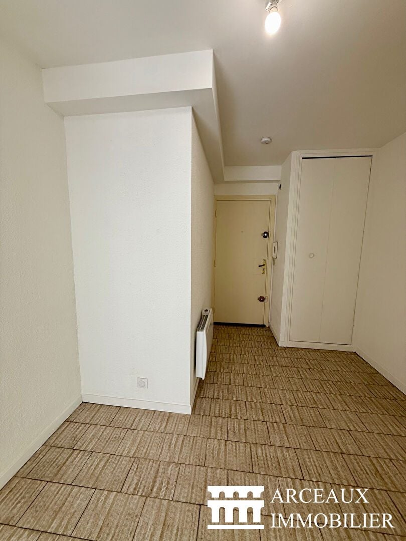 Flat Rue du Professeur Forgue in Montpellier