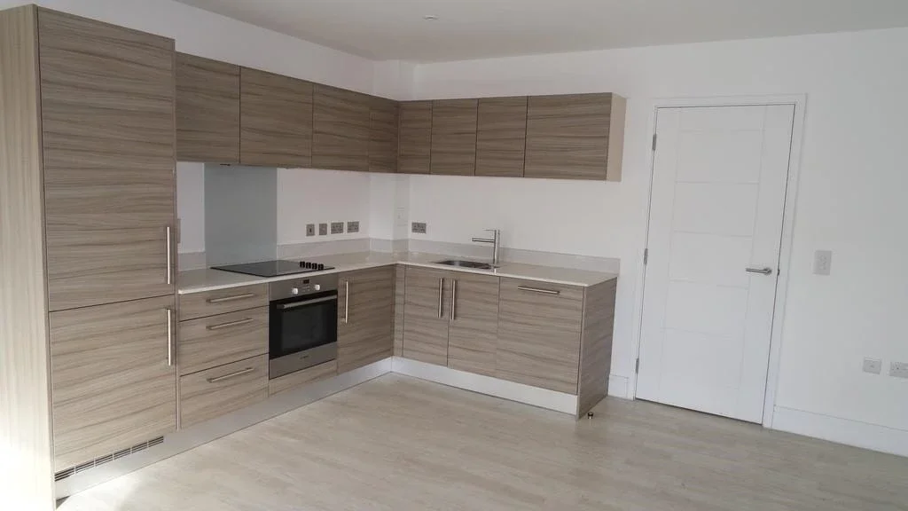 Flat Jacks Farm Way in Greater London