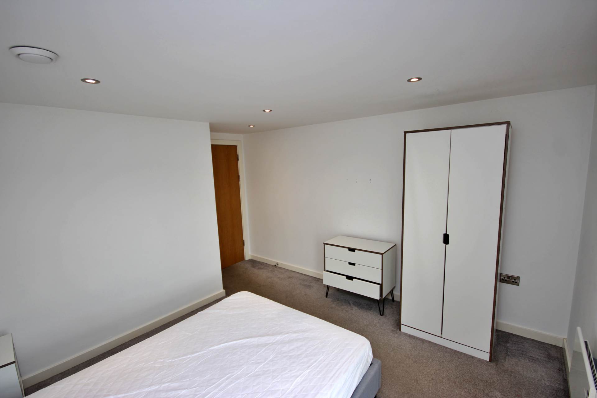 Flat Lower Broughton Road in Salford