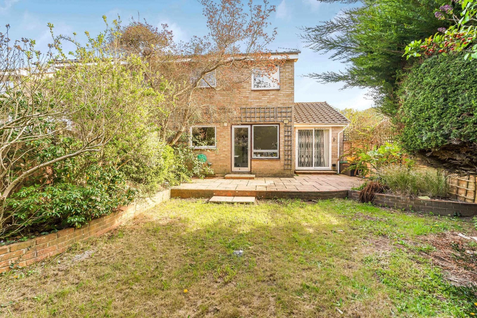 House Chirton Walk in Woking
