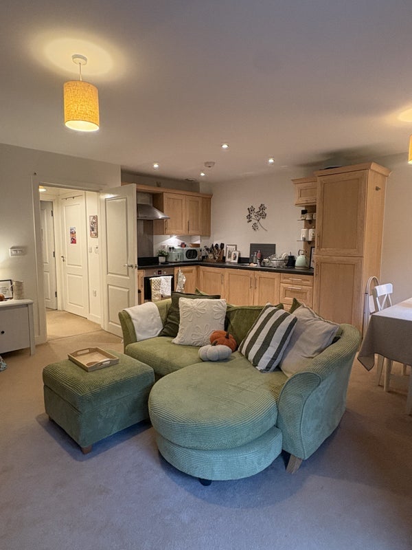 Room Cornmill View in Leeds