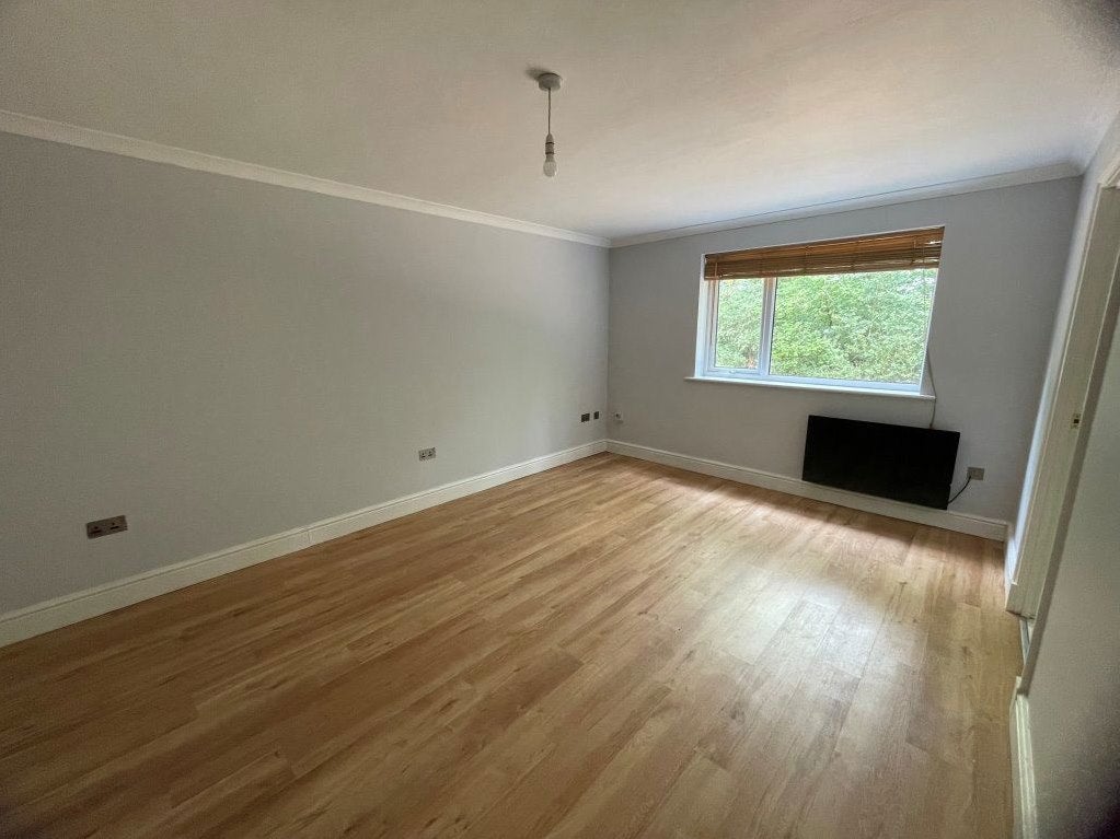 Flat Valley Green in Hemel Hempstead