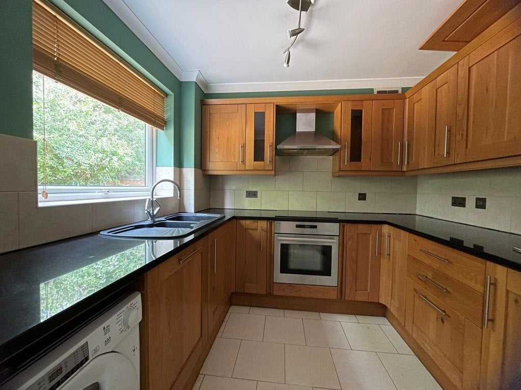 Flat Valley Green in Hemel Hempstead