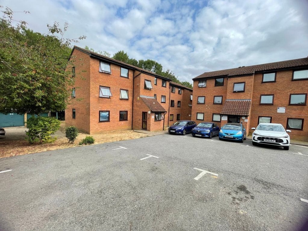 Flat Valley Green in Hemel Hempstead