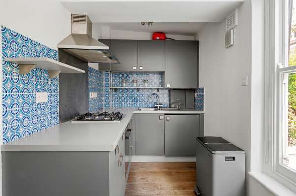 Flat Grantbridge Street in Greater London