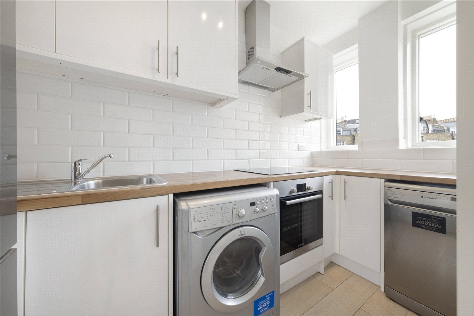 Flat Park Crescent in City of Westminster
