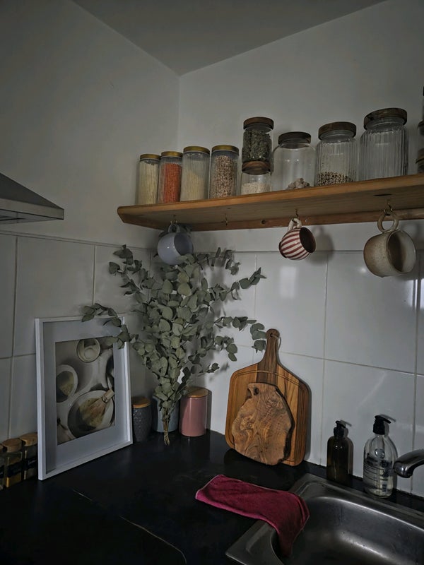 Flat Spring Hill in Greater London